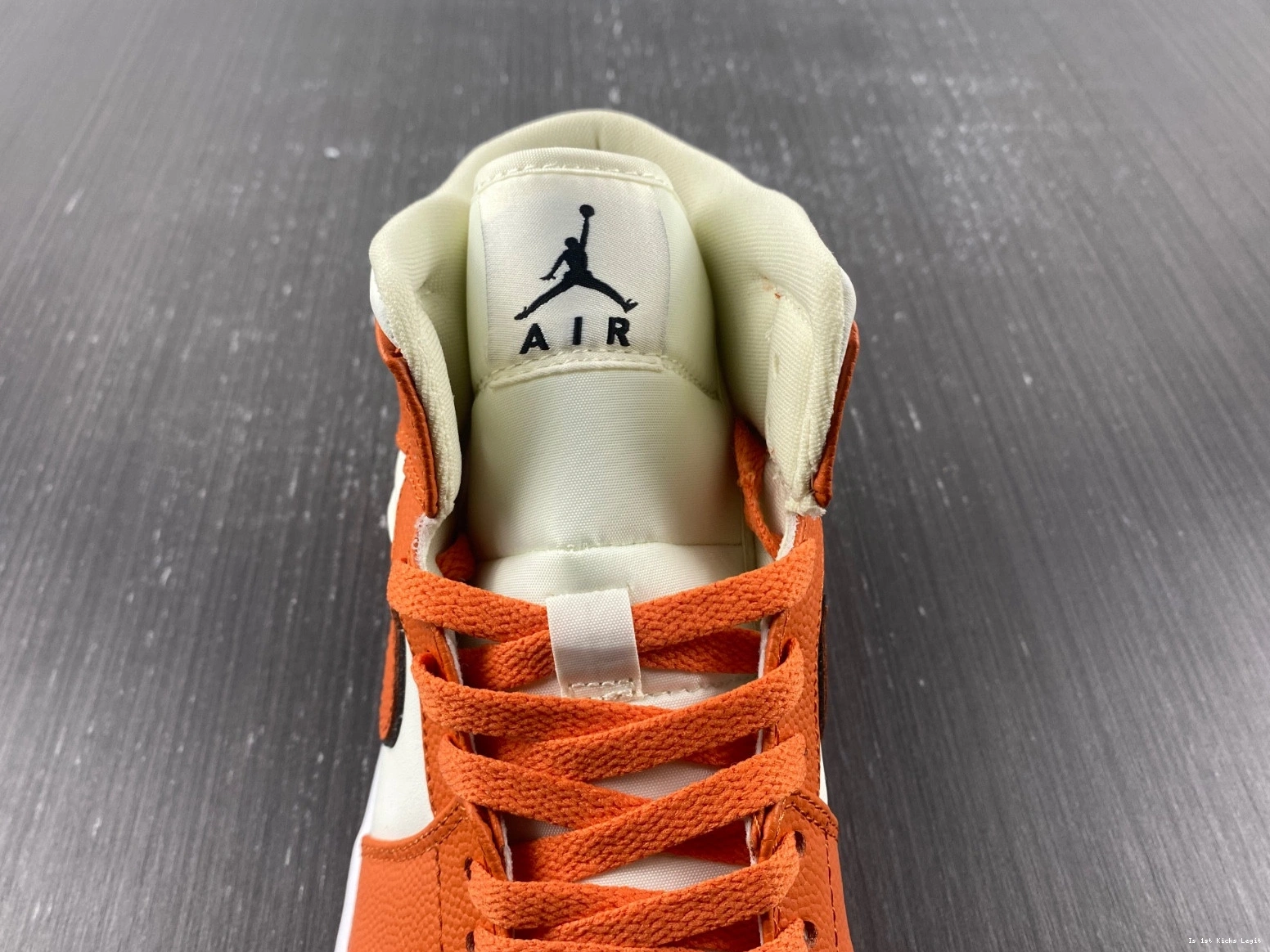 Sport Air Jordan Mid SE 1 DV1302-100 Spice 0422